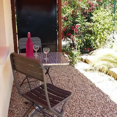 Vineyard View Studio France * Le Fleix